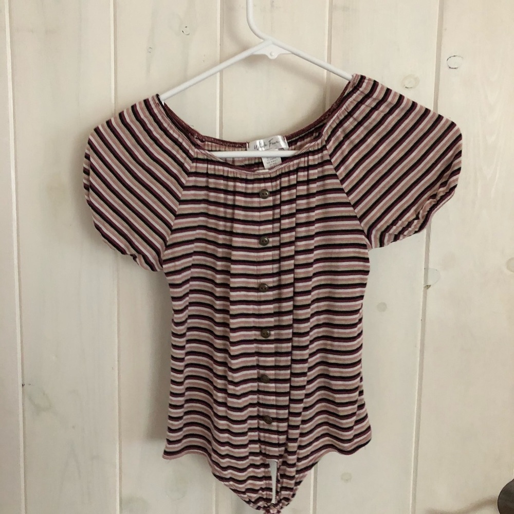 Tillys top
